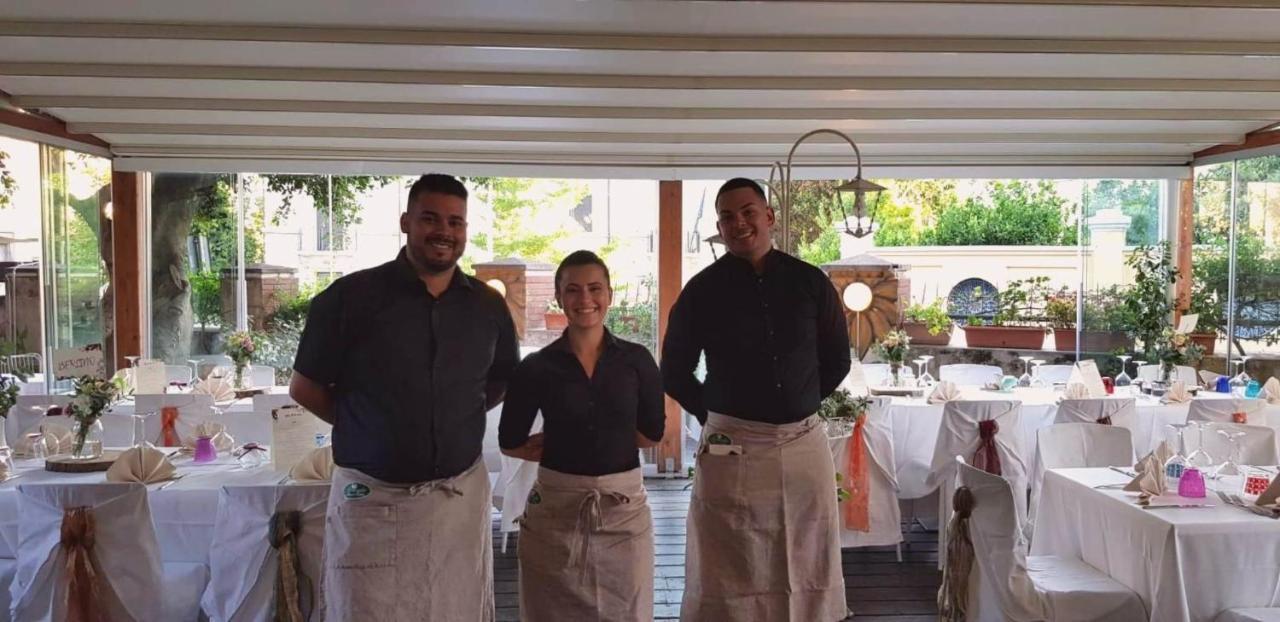 Locanda Dei Buoni E Cattivi Cagliari Eksteriør billede