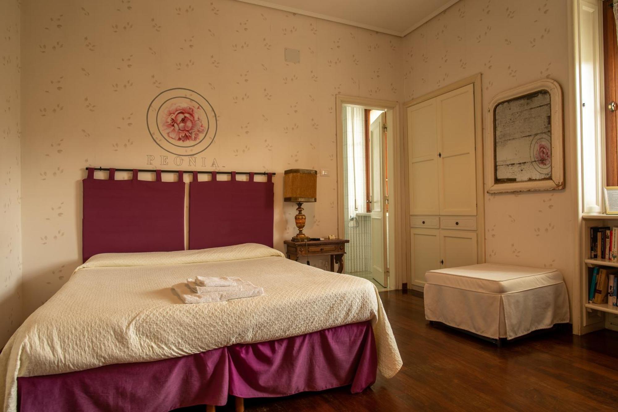 Locanda Dei Buoni E Cattivi Cagliari Eksteriør billede