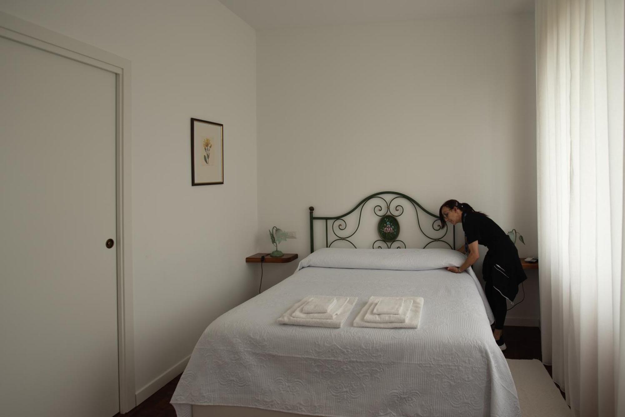 Locanda Dei Buoni E Cattivi Cagliari Eksteriør billede